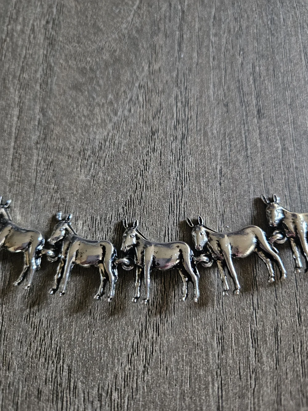 Silver Horse Link Fashion Bracelet - Charming Equine Design-NWOT